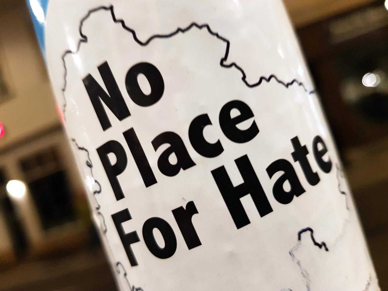 No Place For Hate (c) Bild: Peter Weidemann In: Pfarrbriefservice.de